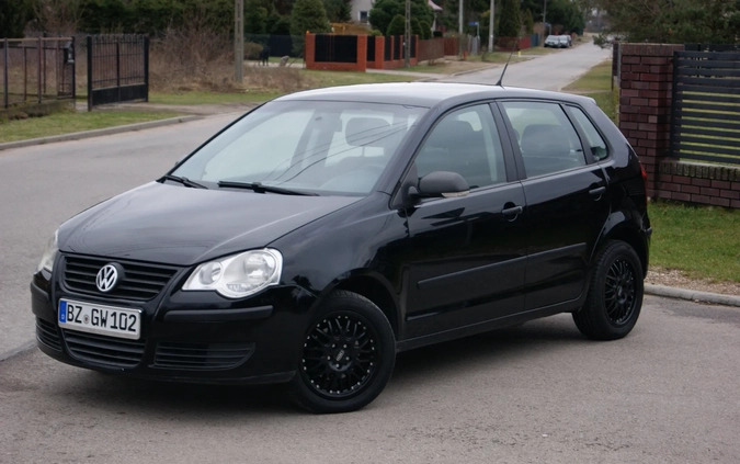 Volkswagen Polo cena 13900 przebieg: 189000, rok produkcji 2009 z Janikowo małe 436